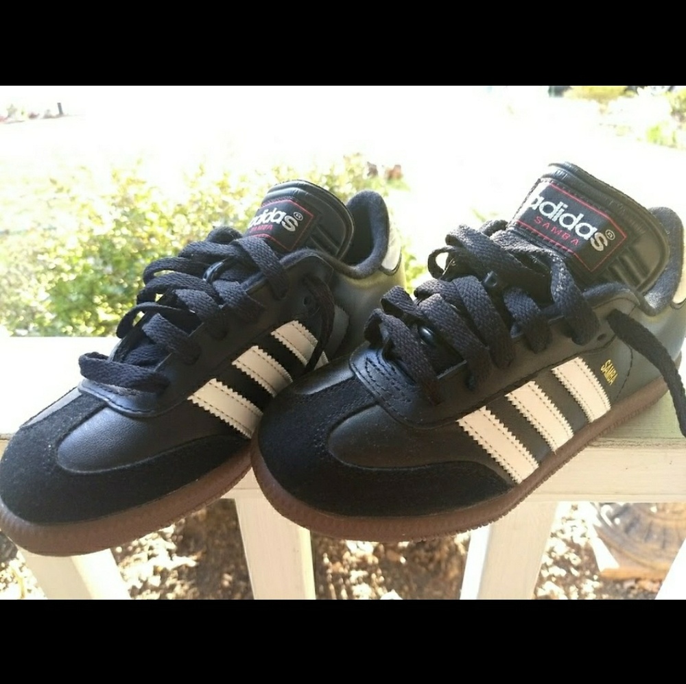 adidas SAMBA